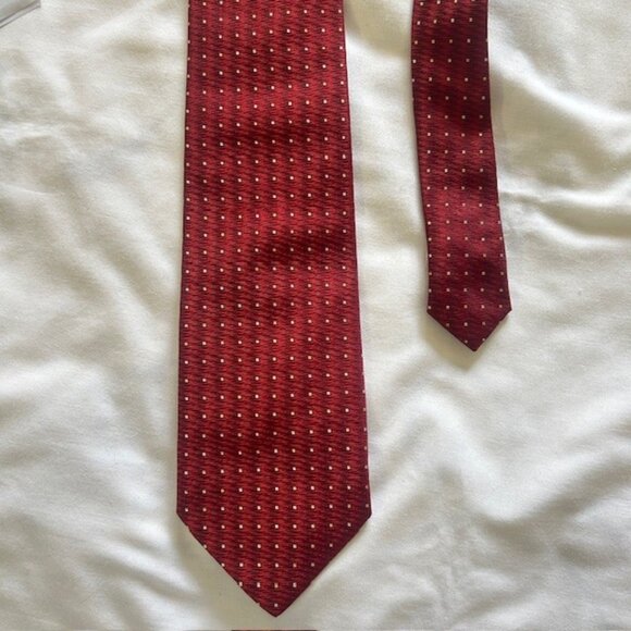 Cravattificio Di Siena Mens Tie Red and Gold 100% Silk 56 x 3.7 - Picture 4 of 10